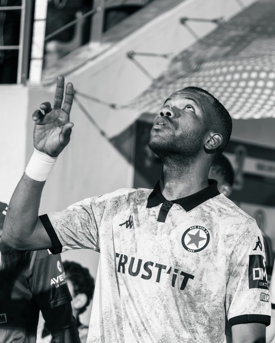 Vers le ciel — Football